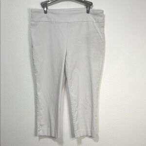 Eric Casuals White Capris Size Large Waist 17” Inseam 20”